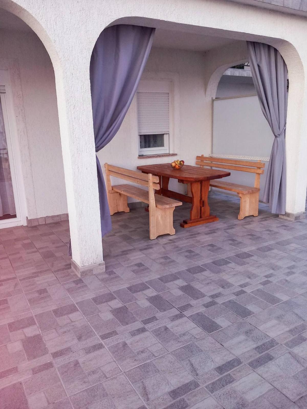 Apartman Tralje سينج المظهر الخارجي الصورة
